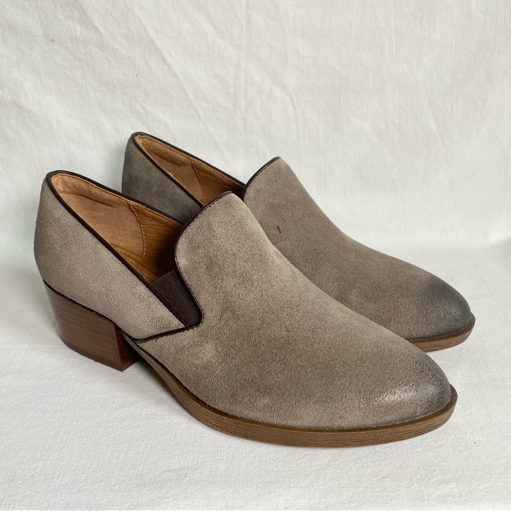 Sofft | 'Velina' Suede Leather Heeled Loafer Low Bootie Burnished Toe Size 8